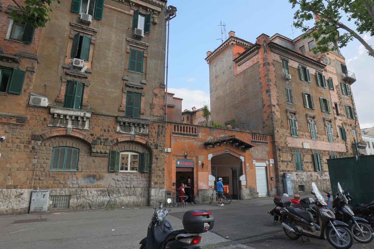Cozy And Funny In Front Of Vatican Museums - Myflat In Rom
