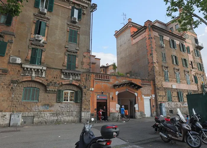 Cozy And Funny Apartment In Front Of Vatican Museums - Myflat In Rome